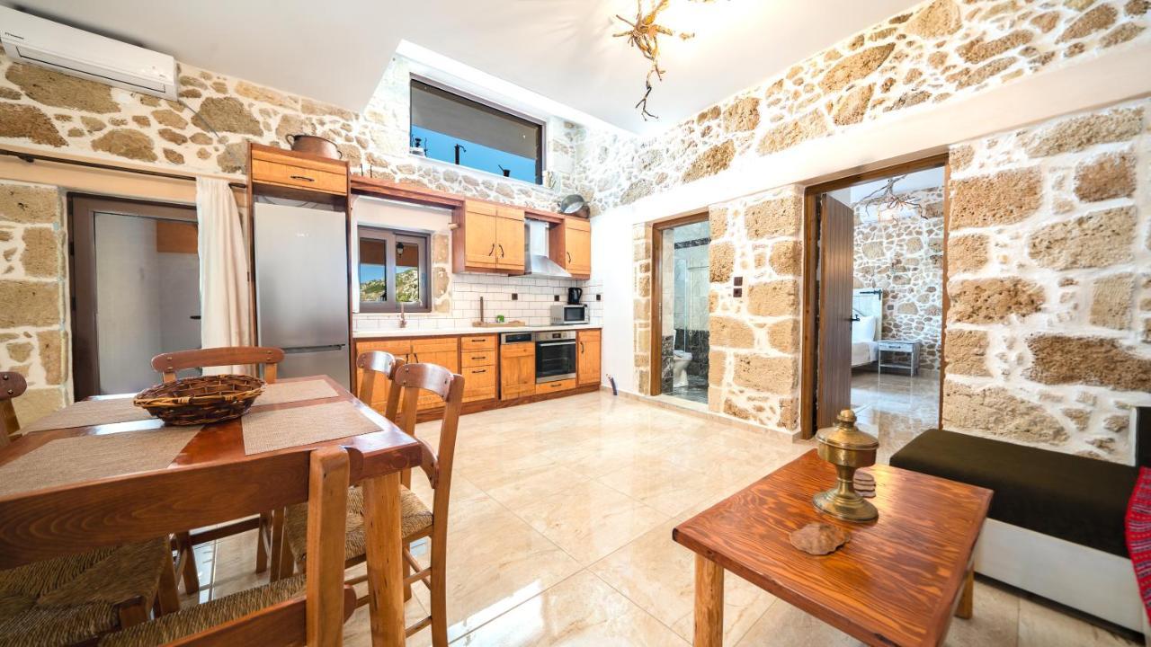 Villa Nemesis Plátanos Exterior foto