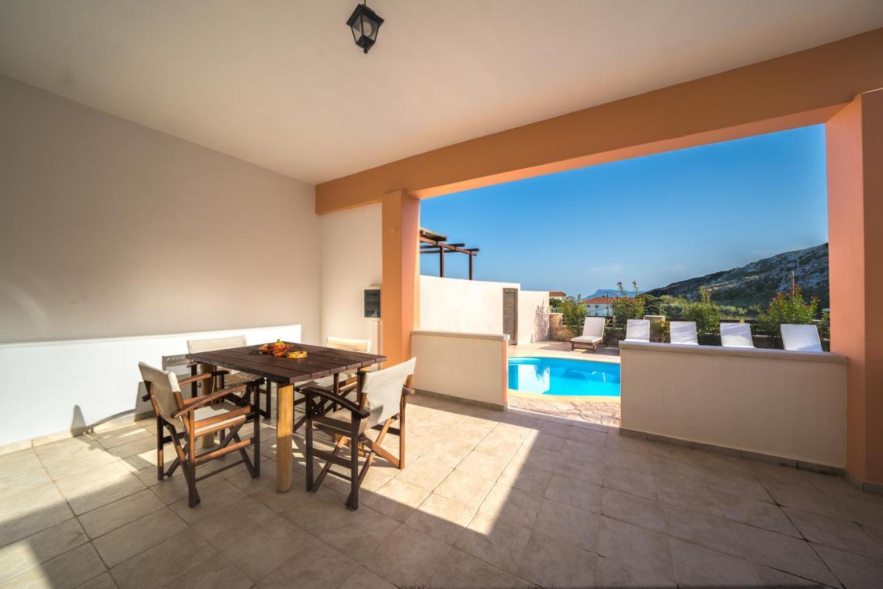 Villa Nemesis Plátanos Exterior foto
